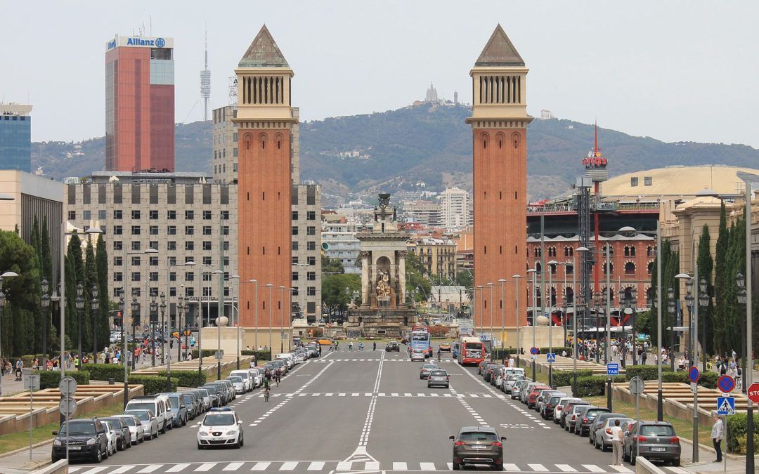 The Complete Guide to Barcelona Public Transportation