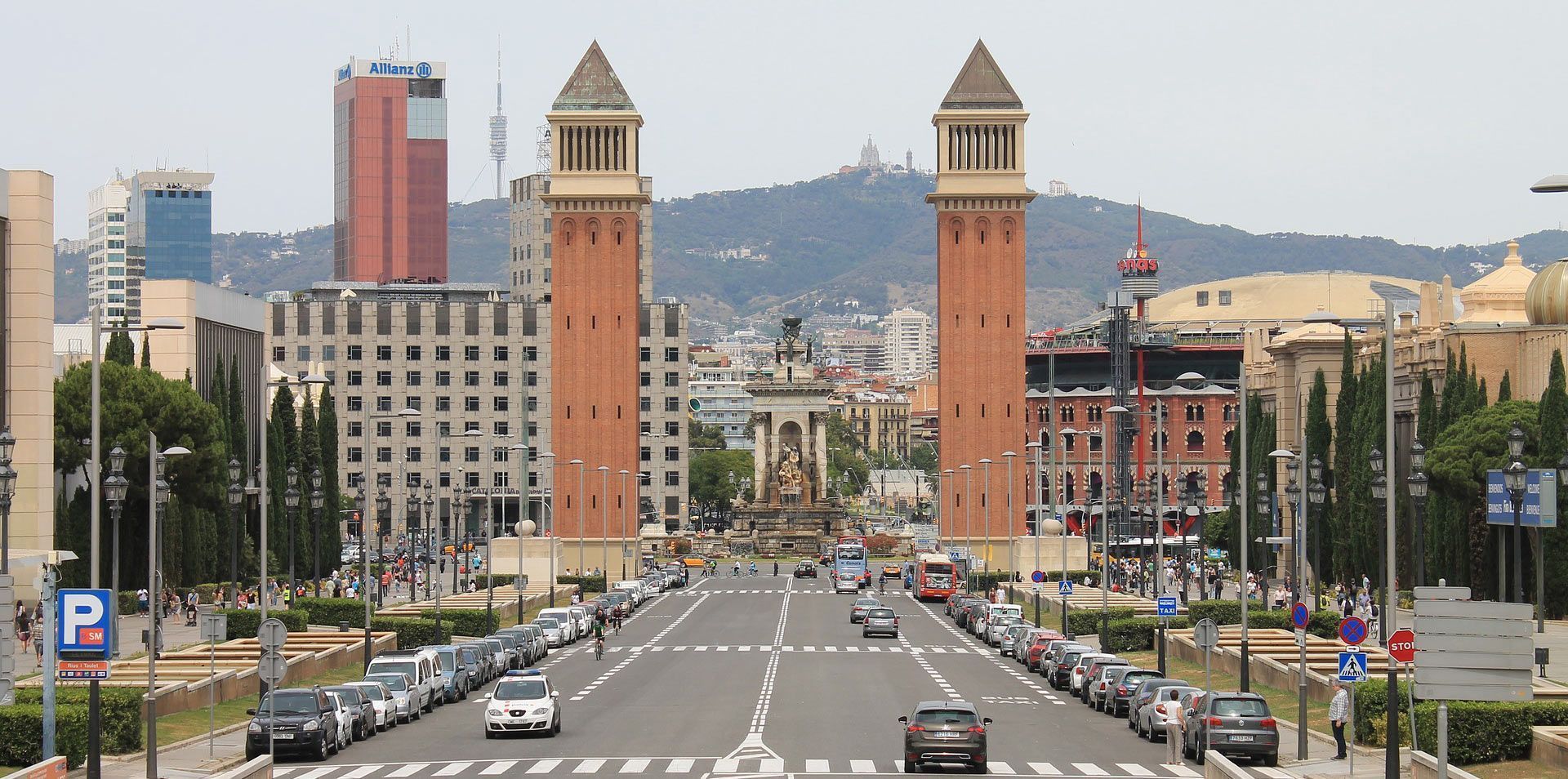 The Complete Guide to Barcelona Public Transportation