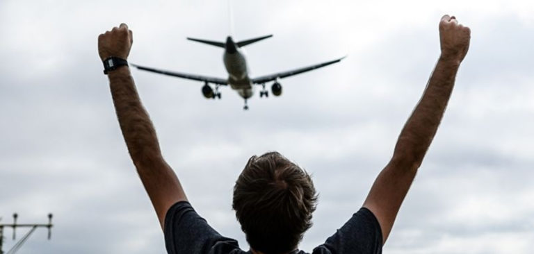 Vols veure els avions de prop? Mirador del Prat de Llobregat